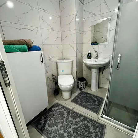 Sisli Orbital Travel House *